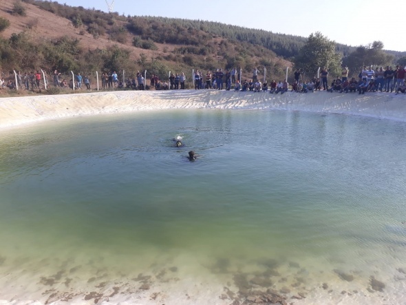 Balıkesir'de iki çocuk girdikleri gölette boğuldu