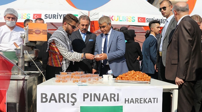 Suriyeli öğrencilerden Barış Pınarı Harekatı'na destek