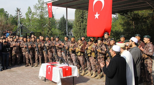 Bakan Fakıbaba, PÖH timini Afrin'e uğurladı