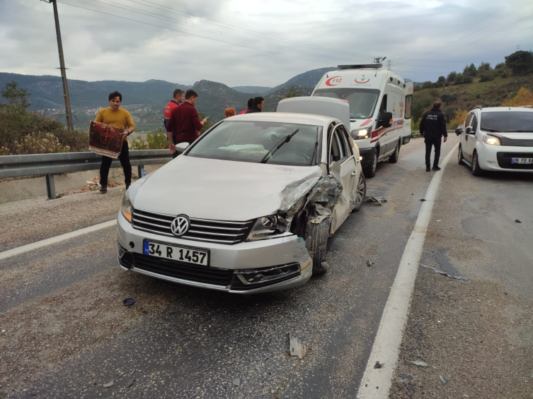 Adana'da trafik kazası: 1 ölü, 3 yaralı