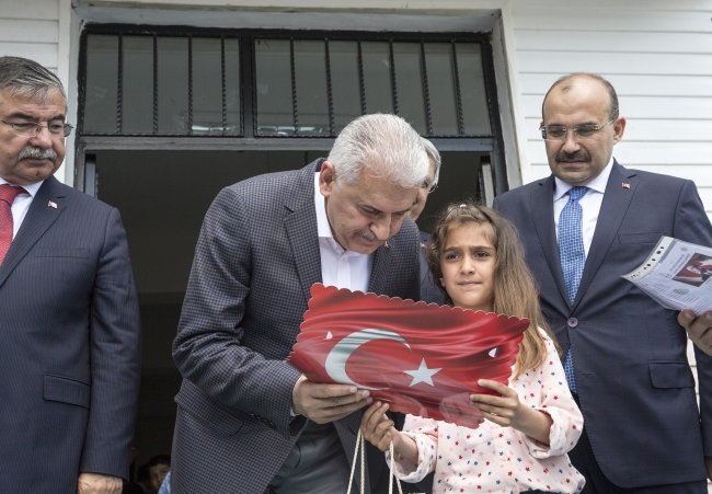 Başbakan Yıldırım: 15 yılda mevcut sayıdan fazla öğretmen göreve başladı