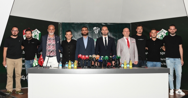 Bursaspor Mustafa Er ile sözleşme imzaladı