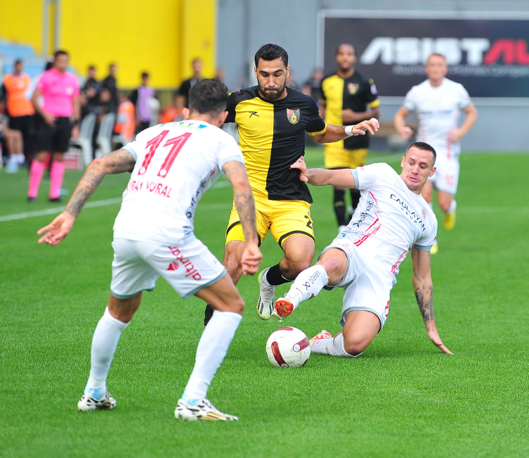 İstanbulspor 1-2 Bitexen Antalyaspor, Futbol