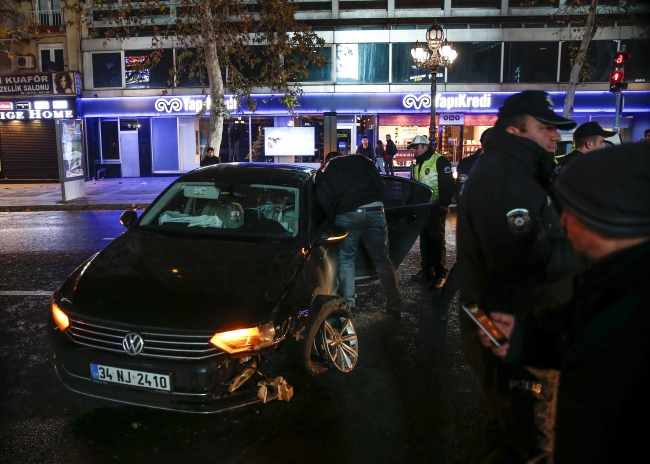 Ankara'da trafik kazaları: 4 yaralı