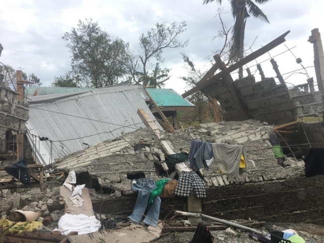 Filipinler'deki Mangkhut tayfununda ölü sayısı 64'e çıktı