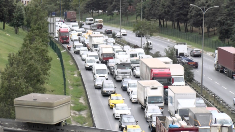 Esenyurt TEM bağlantı yolunda kaza