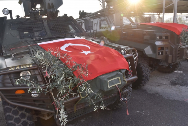 Mersin ve Elazığ'dan PÖH'ler dualarla Afrin'e uğurlandı