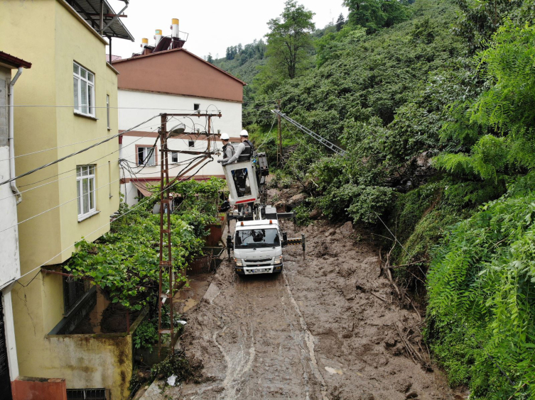 Giresun'da sel: Kayıp 1 kişi aranıyor