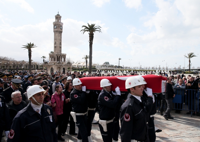 Şehit polis memuru Mehmet Çelik son yolculuğuna uğurlandı