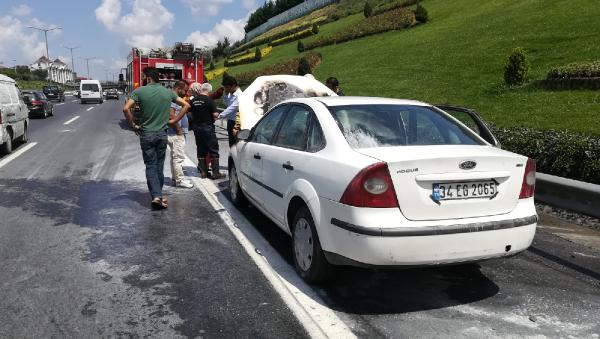 Yanan araca beton mikseriyle müdahale