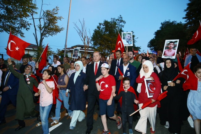 Erdoğan, Şehitler Makamı'nın açılışını yaptı