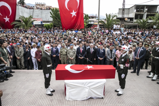 Şehit Ercan Can son yolculuğuna uğurlandı