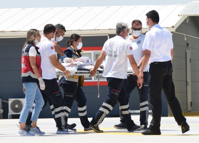 2 ambulans helikopter 6 yaşındaki Kartal için havalandı