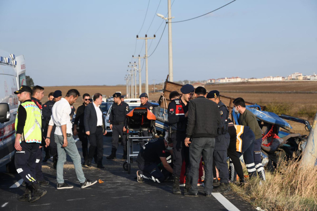 Tekirdağ'da trafik kazası: 1'i bebek 2 ölü, 6 yaralı