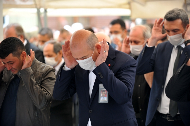 Şehit polis memuru Erman Özcan son yolculuğuna uğurlandı