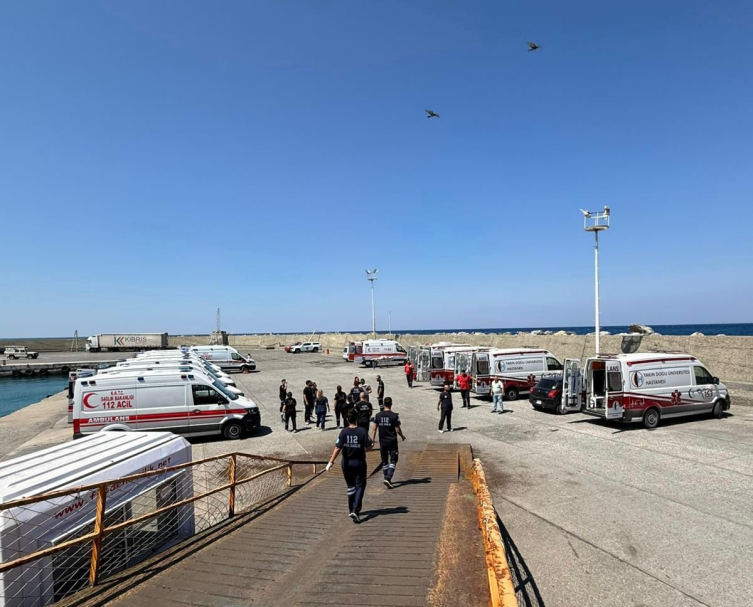 Girne açıklarında feribot battı: 8 kişi hayatını kaybetti, 18 kişi aranıyor