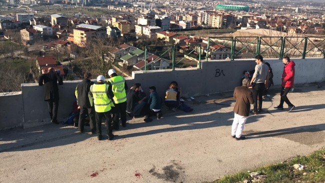 Uludağ yolunda tur otobüsü devrildi