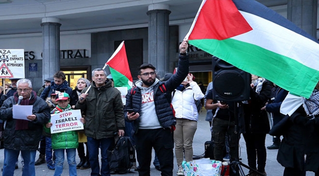 Brüksel'de İsrail'in saldırıları protesto edildi