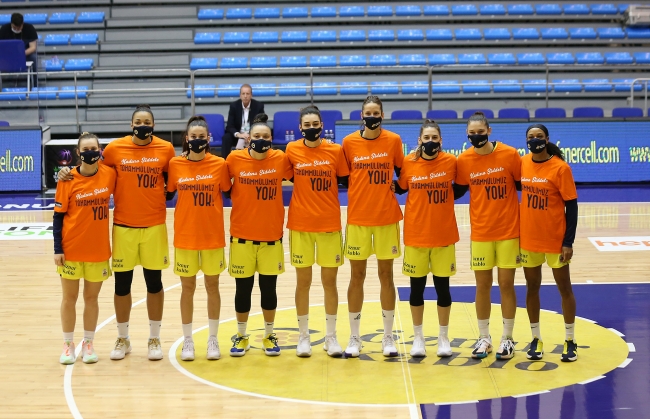 Kadın basketbolundaki derbi Fenerbahçe'nin