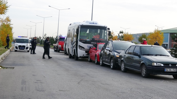 Erzurum'da 5 araç birbirine girdi: 24 yaralı