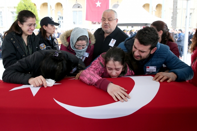 Şehit polis memuru Mehmet Çelik son yolculuğuna uğurlandı