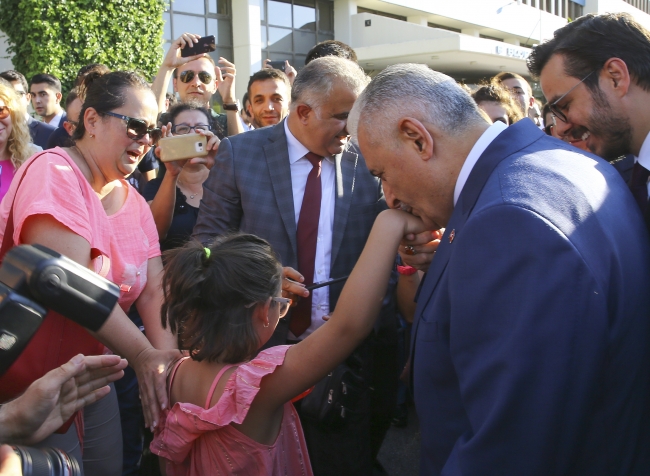 Başbakan Yıldırım TRT'yi ziyaret etti