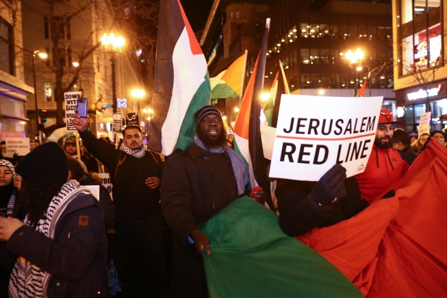 Chicago'da binlerce kişi ABD'nin Kudüs kararını protesto etti