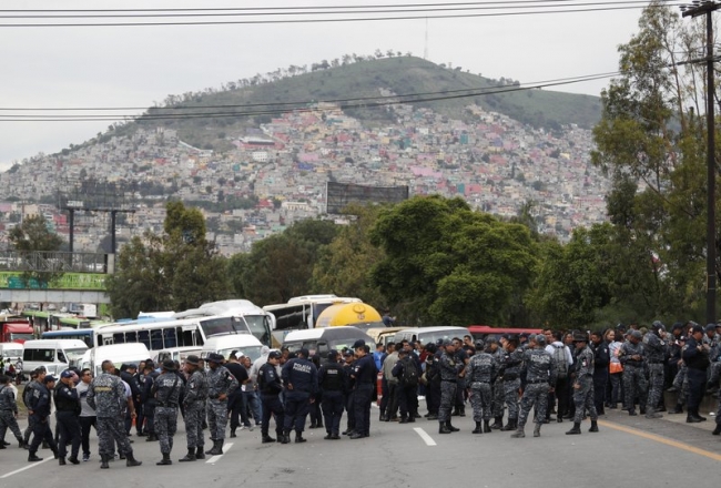 Meksika'da polislerden Ulusal Muhafız Teşkilatına geçiş planı protestosu