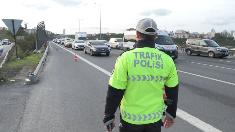 İstanbul'da çakarlı araçlara denetim