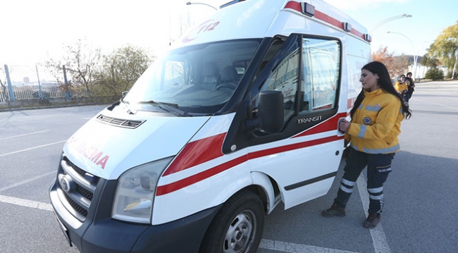 Başkentte ambulans sürücüleri zorlu parkurda ter döktü