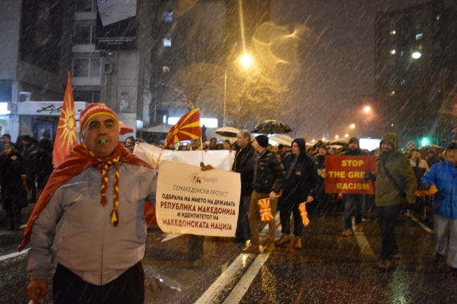 Üsküp'te "isim sorunu" protesto edildi