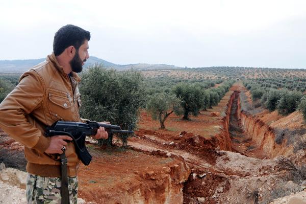 Burseya Dağı'na uzanan 5 kilometrelik hendek bulundu