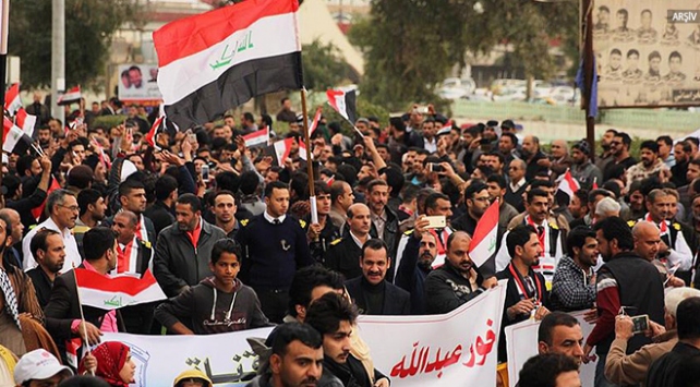 Irak’ta protesto gösterileri yeniden başladı