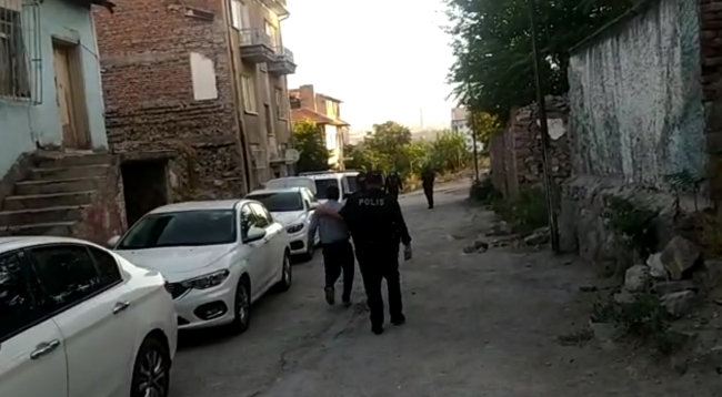 Ankara'da dilencilik operasyonu: 5 gözaltı