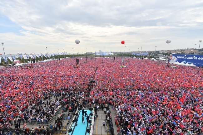 Seçim kampanyaları demokrasi festivaline dönüştü