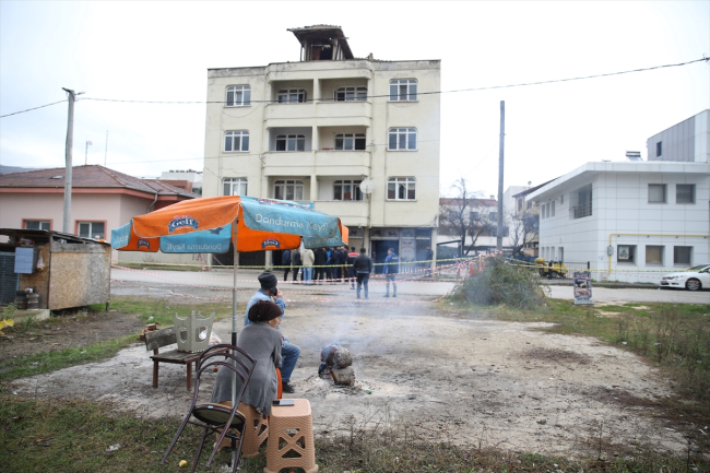 Gölyaka'da 800'ün üzerinde depremzede çadırda konaklıyor