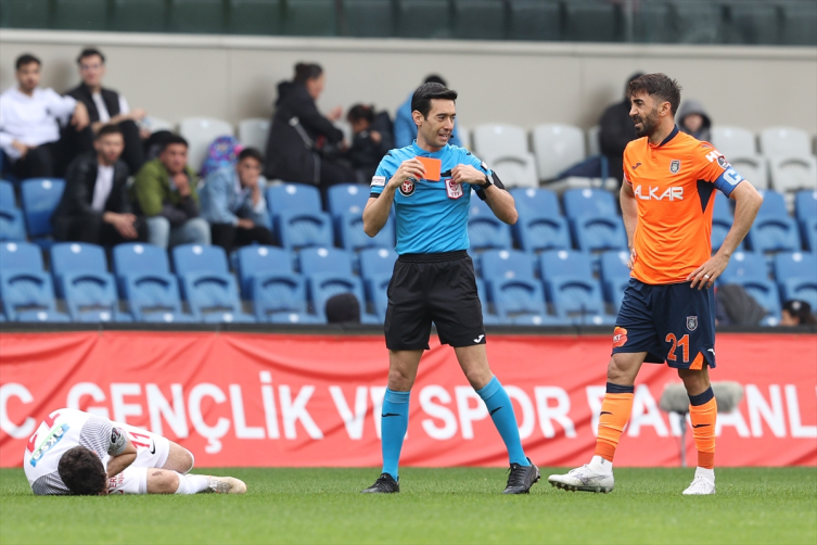 Başakşehir Ümraniyespor AA