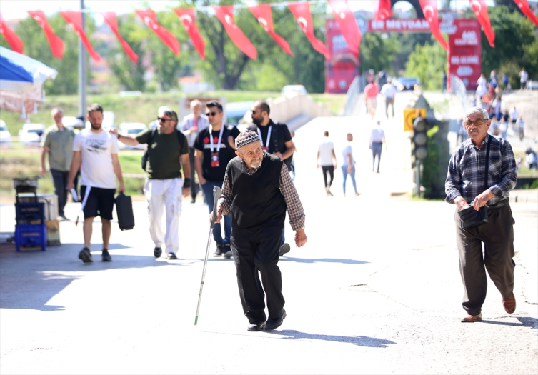 Kırkpınar sevdası yaşlılık ve engel tanımıyor