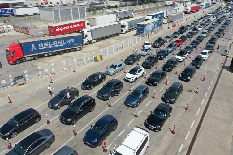 Gurbetçilerin dönüş yolculuğu başladı