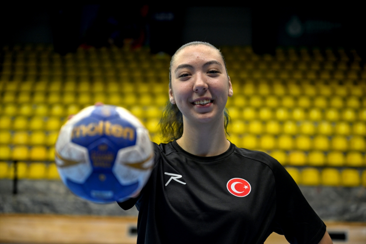 A Milli Kadın Hentbol Takımı oyuncularından Ankaralı sporseverlere destek çağrısı