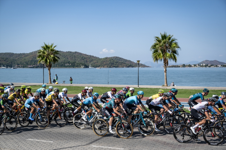 Tour of Türkiye Fethiye-Marmaris etabını Jasper Philipsen kazandı