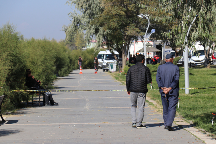 Van'da kaybolan Rojin'i arama çalışmaları devam ediyor