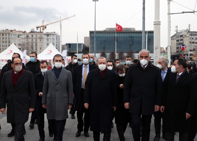 Cumhurbaşkanı Erdoğan'dan Taksim'e sürpriz ziyaret