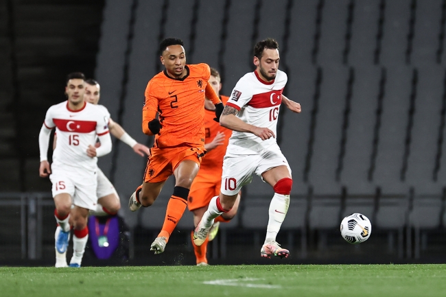 Hakan Çalhanoğlu: Ülkemize galibiyetle dönmek istiyoruz