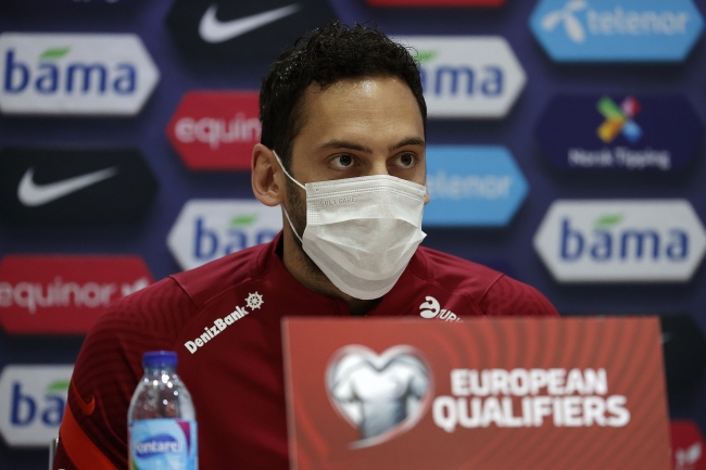 Hakan Çalhanoğlu: Ülkemize galibiyetle dönmek istiyoruz