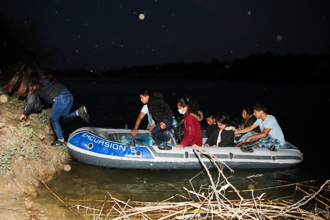 Meksika'dan ABD'ye uyarı: Mülteci akını büyüyerek daimi hale gelecek - Son  Dakika Haberleri