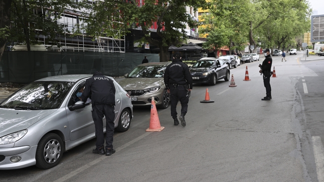 Normalleşme döneminin ilk hafta sonunda denetimler sürüyor