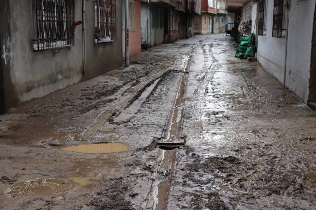 Ordu'da yağmur yağdı, dereler taştı