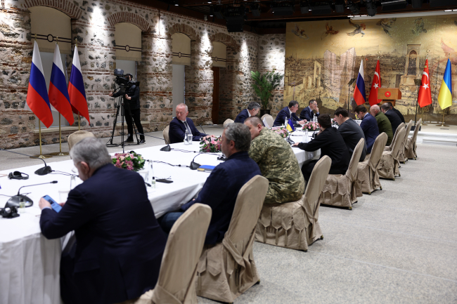 Dünyanın gözü kulağı İstanbul'daki müzakeredeydi