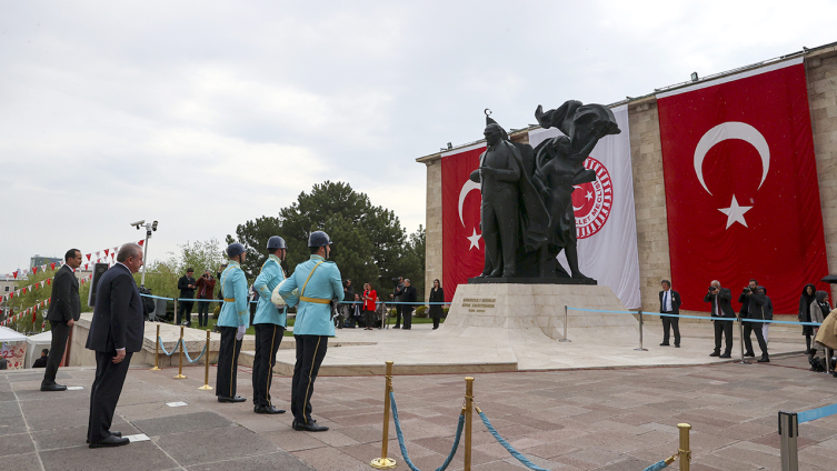 23 Nisan Ulusal Egemenlik ve Çocuk Bayramı kutlanıyor